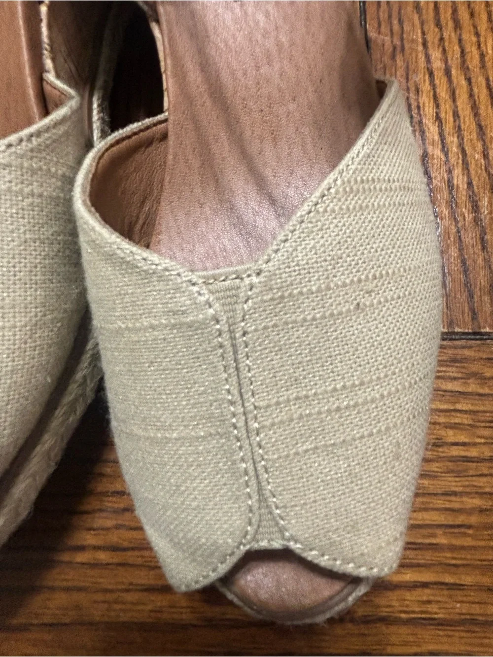 BareTraps Odetta Peep Toe Beige/Tan Espadrille Wedge Sandals